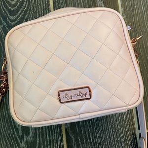 Itzy ritzy cross body diaper bag